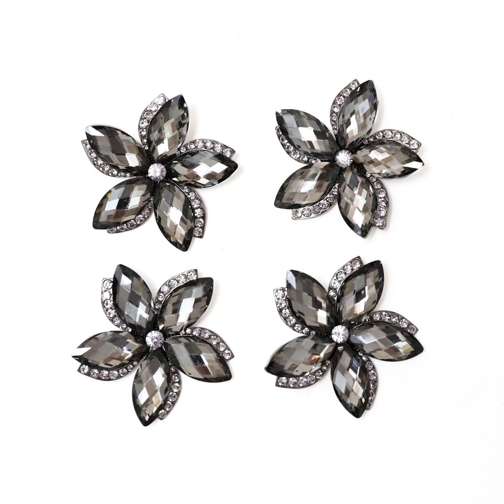 Set of 4 vintage brooches black gunmetal retro flower crystal curtain decor new